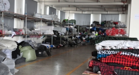 团队服装定制：打造专属企业战袍，